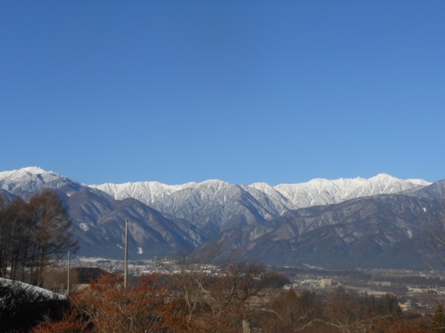 工房からの眺望_初冬_山の木窯