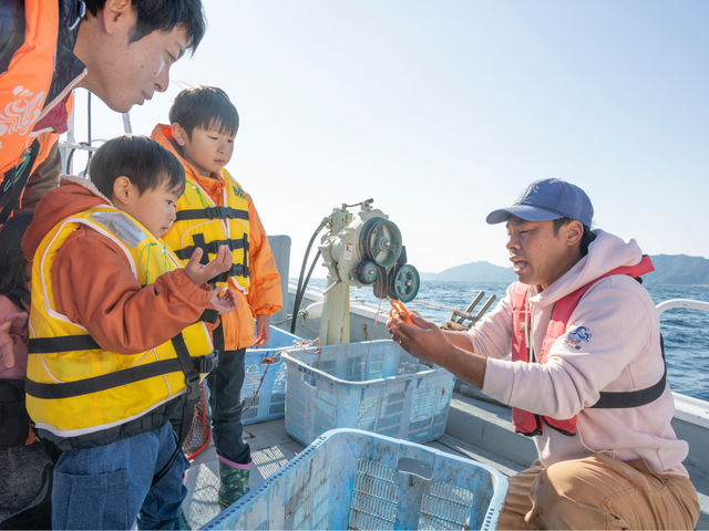 深海生物漁業体験!!
漁体験の様子_海来