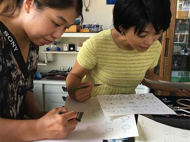 彫金工房「冨銀」