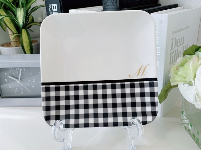 1DAY体験コース★
スクエアプレート作品♪_お花とポーセラーツ教室 Petit salon M's35
