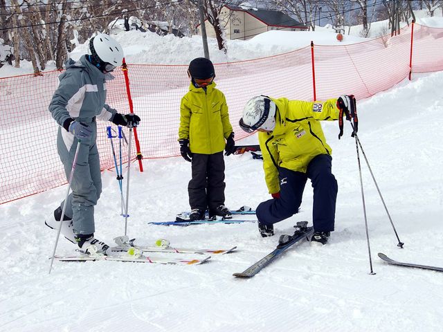 NISEKO EPIC SNOW SCHOOL
