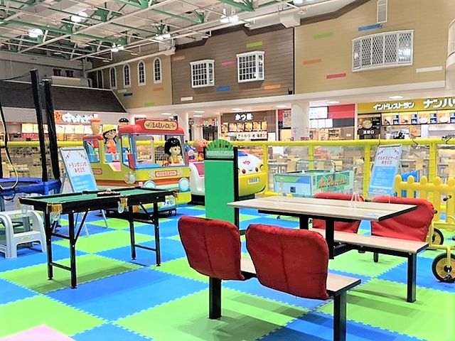 屋内の遊び場!だから暑い日も寒い日も雨の日も天気を気にせずゆっくり遊べる全天候型屋内遊園地。_キッズユーエスランド 四日市日永店
