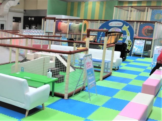 キッズユーエスランド、コドモもパパもママも家族みんなで楽しいキッズテーマパーク!_キッズユーエスランド 四日市日永店