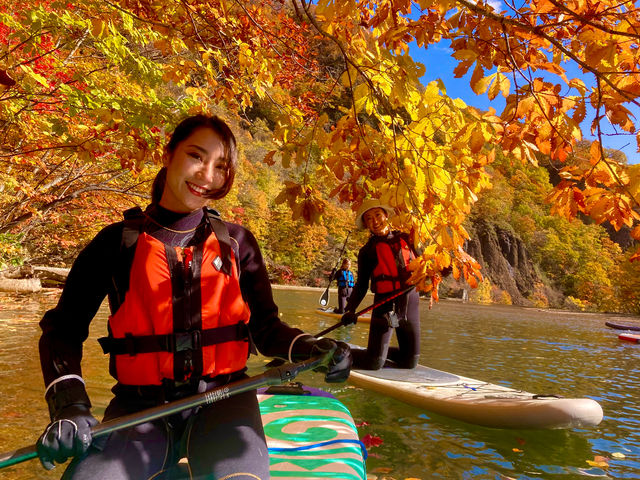 秋の札幌定山渓紅葉SUP_SUP Guide S.U.H