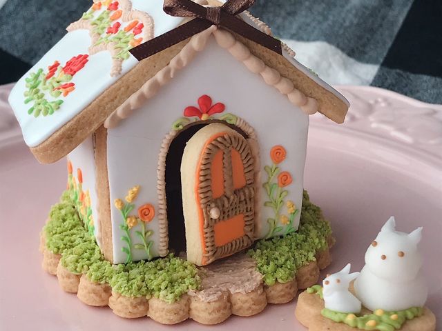 手のひらサイズのお菓子の家_アイシングクッキー&コミュニティサロン M.M