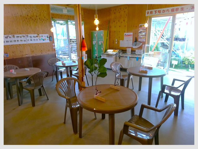 店内_ハマナコベリーズファーム
