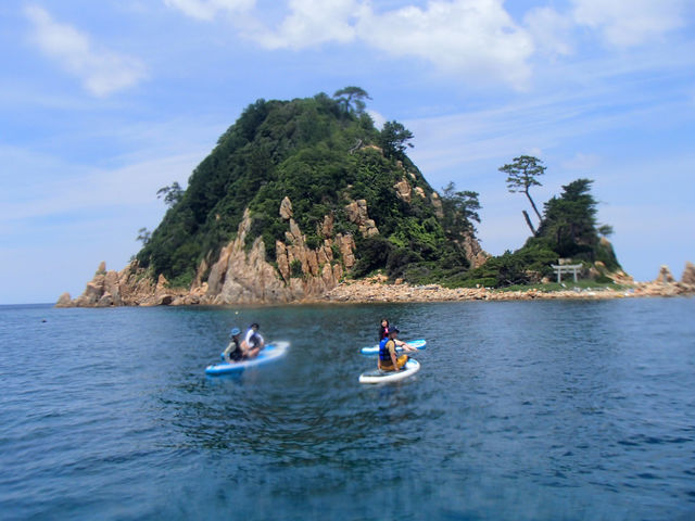 お店から見える島までクルージング出来ます^_^_Hick surf shop Factory(ヒックサーフショップファクトリー)