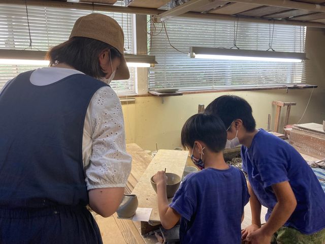 日ノ出窯 龍爪梅花皮 (株)みちこアソシエイツ