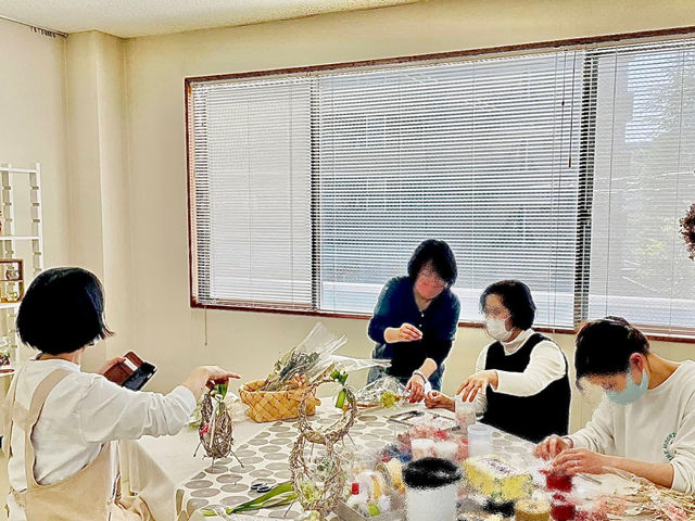 キャンドルとアロマクラフト KAORINO*WA