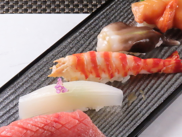 すし処 尾崎の写真1