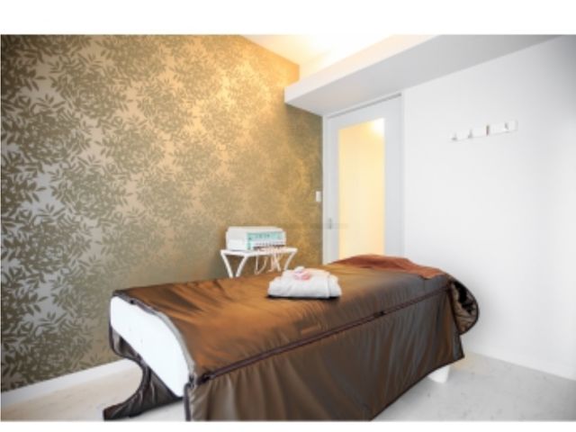 ESTHETIC SALON Grand Jete
