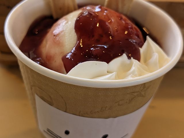 絵本の館 喫茶らくがき