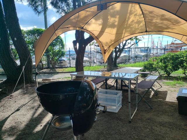 ★楽涼BBQ★
海が見える公園で♪
木陰に包まれて♪
手ぶらでラクラク♪
涼しくて楽しい空間をご堪能☆_福岡オーシャン BBQ Garden