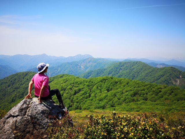 小岳山頂より_白神山地ガイドGURI