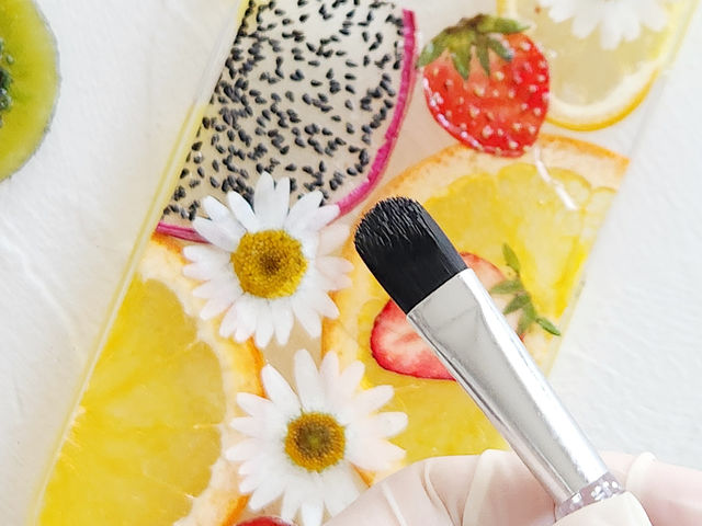 オレンジやいちご パッションフルーツのスマホケース_LA FEE DES FLEURS
