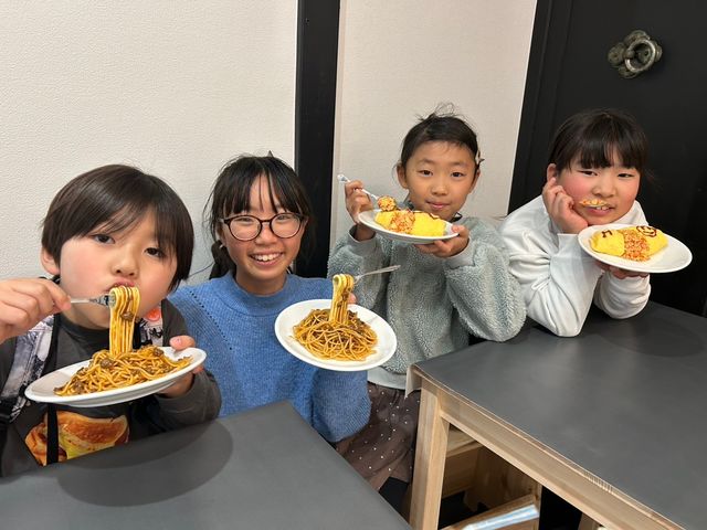 どれが本物!?
出来上がり後も楽しみがいっぱいです_食品サンプル製作体験カフェ