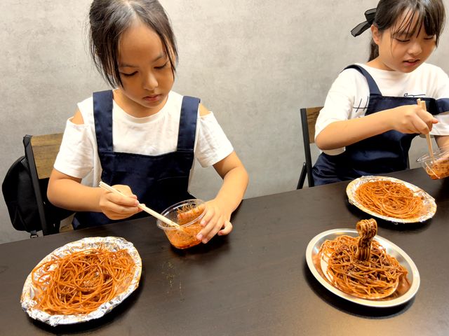 本格的な材料と技法で、職人のワザを再現しちゃおう_食品サンプル製作体験カフェ