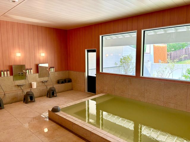 【龍神温泉・青蜂の湯】
内湯_南阿蘇ブルービーガーデン