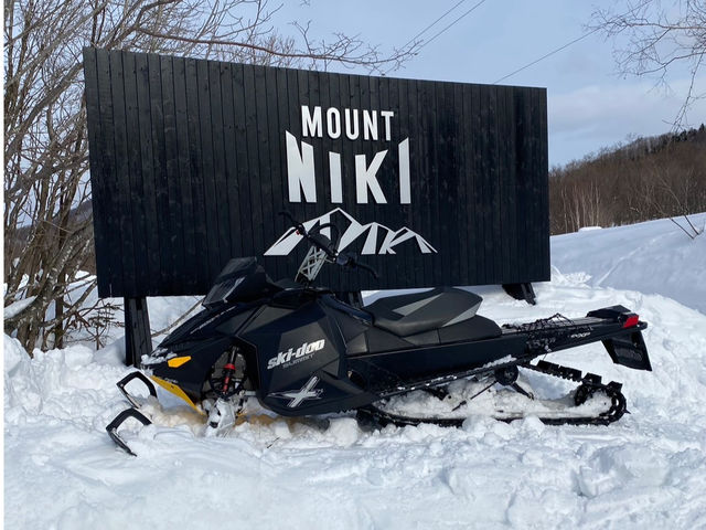 こちらの看板が目印!_MOUNT NIKI