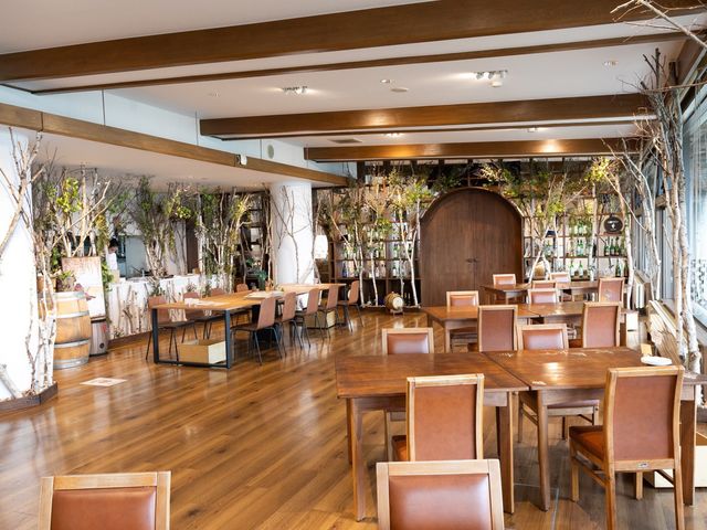 4Fレストランでは、池田町をはじめとした十勝管内の良質で豊かな食材が活きた料理の品々と十勝ワインのマリアージュを体験。_いけだワイン城