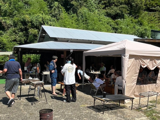 大人数のバーベキューも可能です。_古民家サウナ&ダイニング TK亭