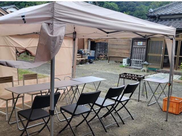 雨でも安心バーベキューエリア_古民家サウナ&ダイニング TK亭