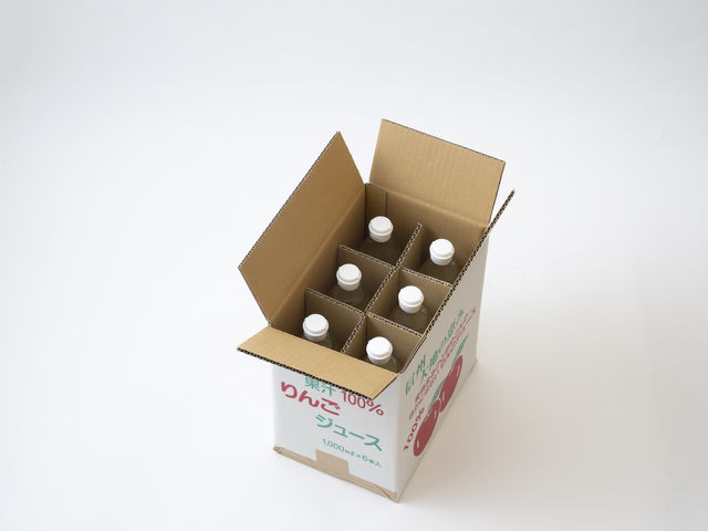 100%りんごジュース6本入り発送用です_成田園
