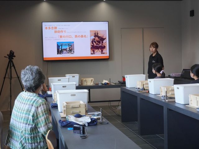 5分程度の鋳物講座からスタート♪_鋳造体験工房CASTER HOME