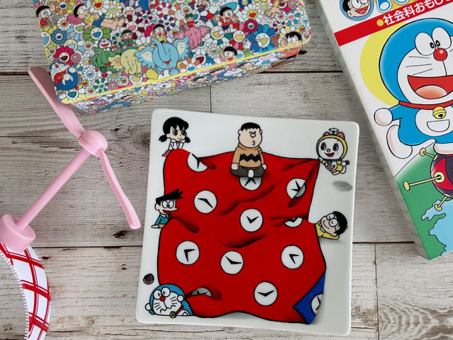 ドラえもん転写紙と上絵の具で制作したポーセラーツ作品(タイム風呂敷は上絵の具で描いています)_Floral Palette