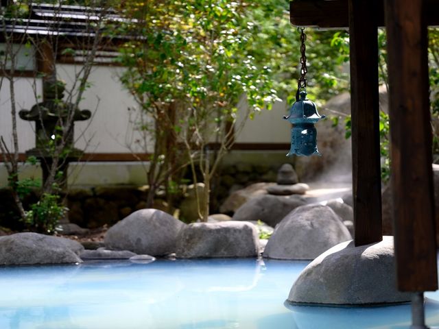 露天に浸かって_秘湯 天地のしずく