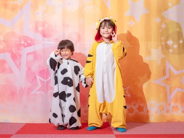 「なりきりスタジオ」では、たくさんの衣装を自由に着せ替え・撮影できます!女の子に大人気♪_ファンタジーキッズリゾート北上尾