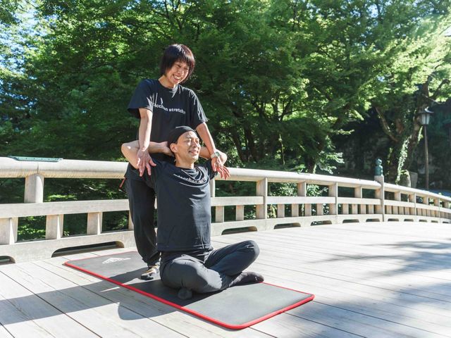 腰痛、膝痛、坐骨神経痛など様々な症状も軽減_kaneko stretch method New stretch