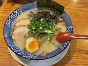 博多ラーメン鶴亀堂 津嘉山店の写真2