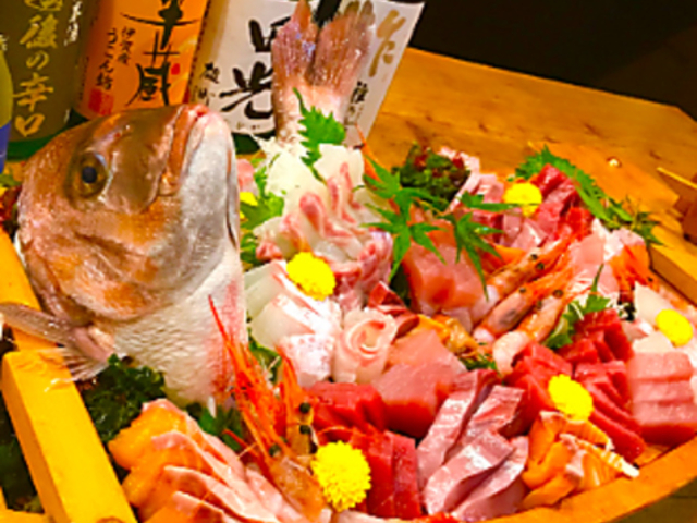 居酒屋割烹茂波の写真1