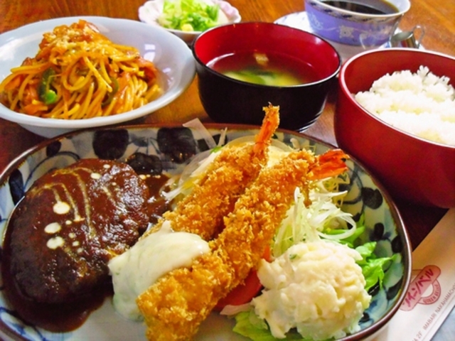 カフェ・ド・クイーンベルの写真1