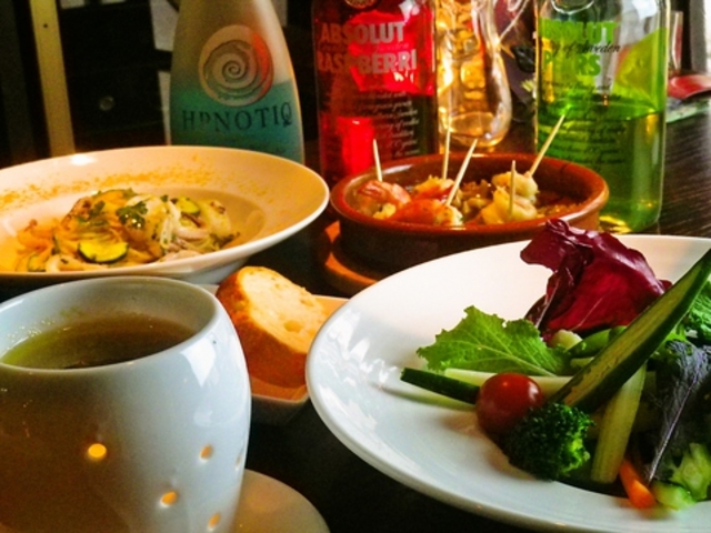 ORIENTAL BARの写真1