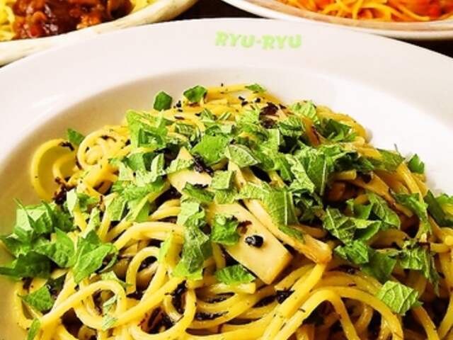 リュリュ 箕面店の写真1