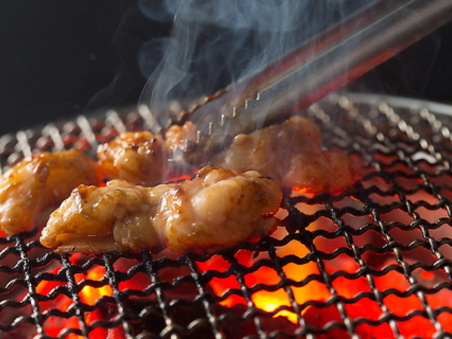 とんちゃん ホルモン焼 石川屋 東浦店の写真1