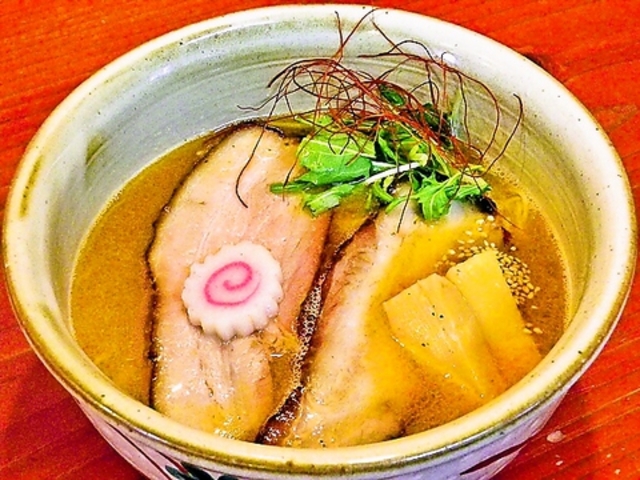 ラーメン考房 昭和呈の写真1