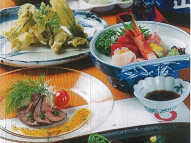 和食処 まるの写真1