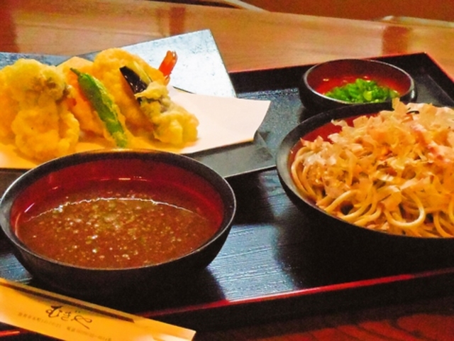 越前そば むぎやの写真1