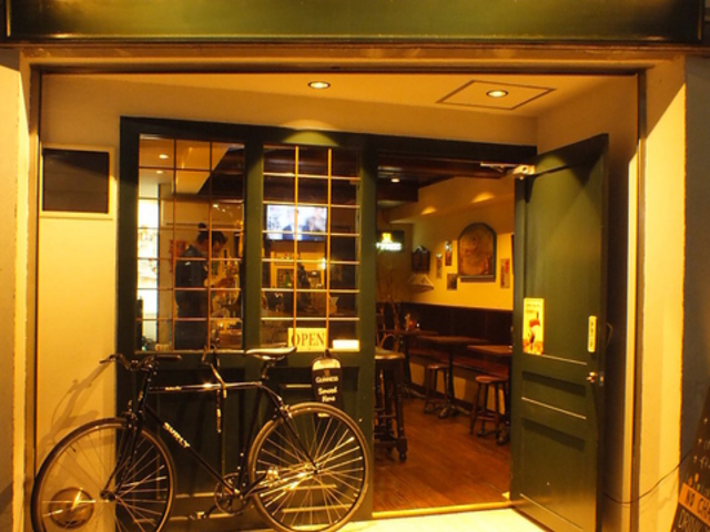 PUBLIC BAR PEPIN パブリック バー ペピンの写真1