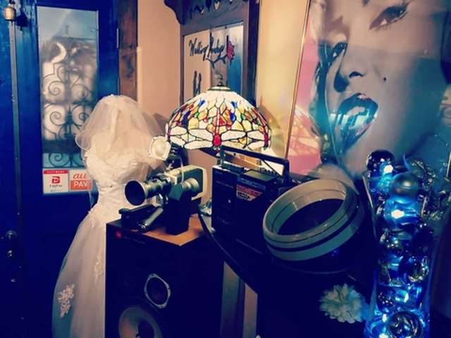 Cafe Bar HONEY8の写真1
