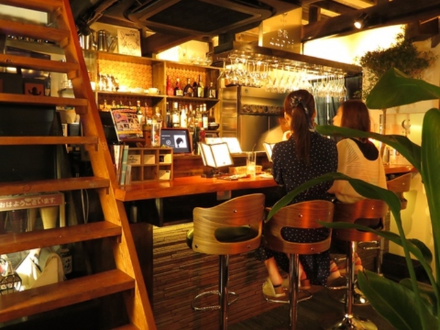 BAR 倉敷 capriの写真1