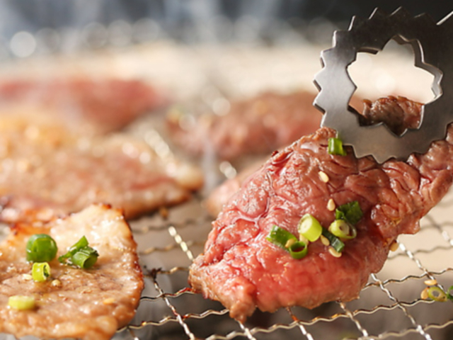 炭火焼ホルモン Fuu フゥの写真1