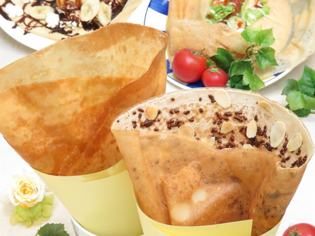 クレープハウス メリールウ フェスタ立花店の写真1