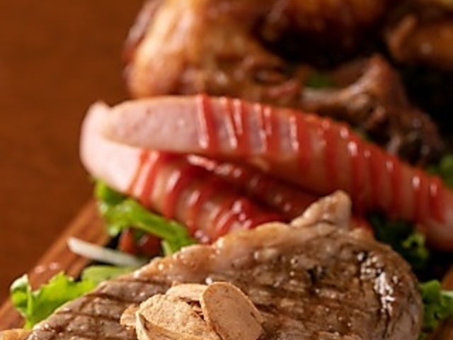 大衆居酒屋 呑み猿の写真1