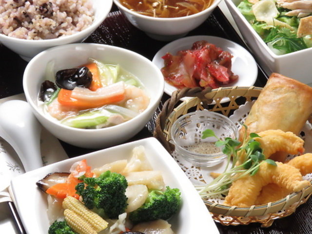 中華料理 天山閣の写真1