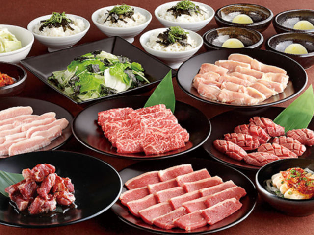 炭火焼肉屋さかい 松江学園通り店の写真1