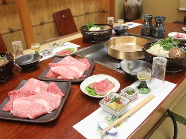 肉の森田屋 瓢箪山店の写真1